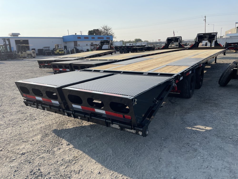 2026 Maxx-D 8.5x32 25,000 Gooseneck