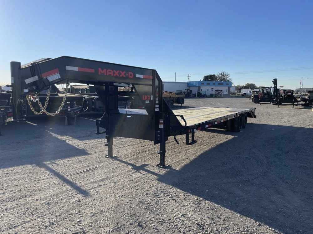 2026 Maxx-D 8.5x32 25,000 Gooseneck - Image 3